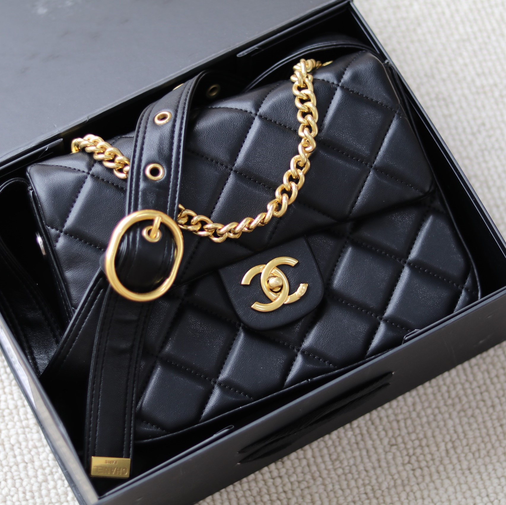 Túi đeo chéo Chanel siêu cấp da bê màu đen size 30cm  AS2358  Túi Xách  Nữ Túi Xách Đẹp Túi Xách Giày Dép Nữ  Bước Thời Trang