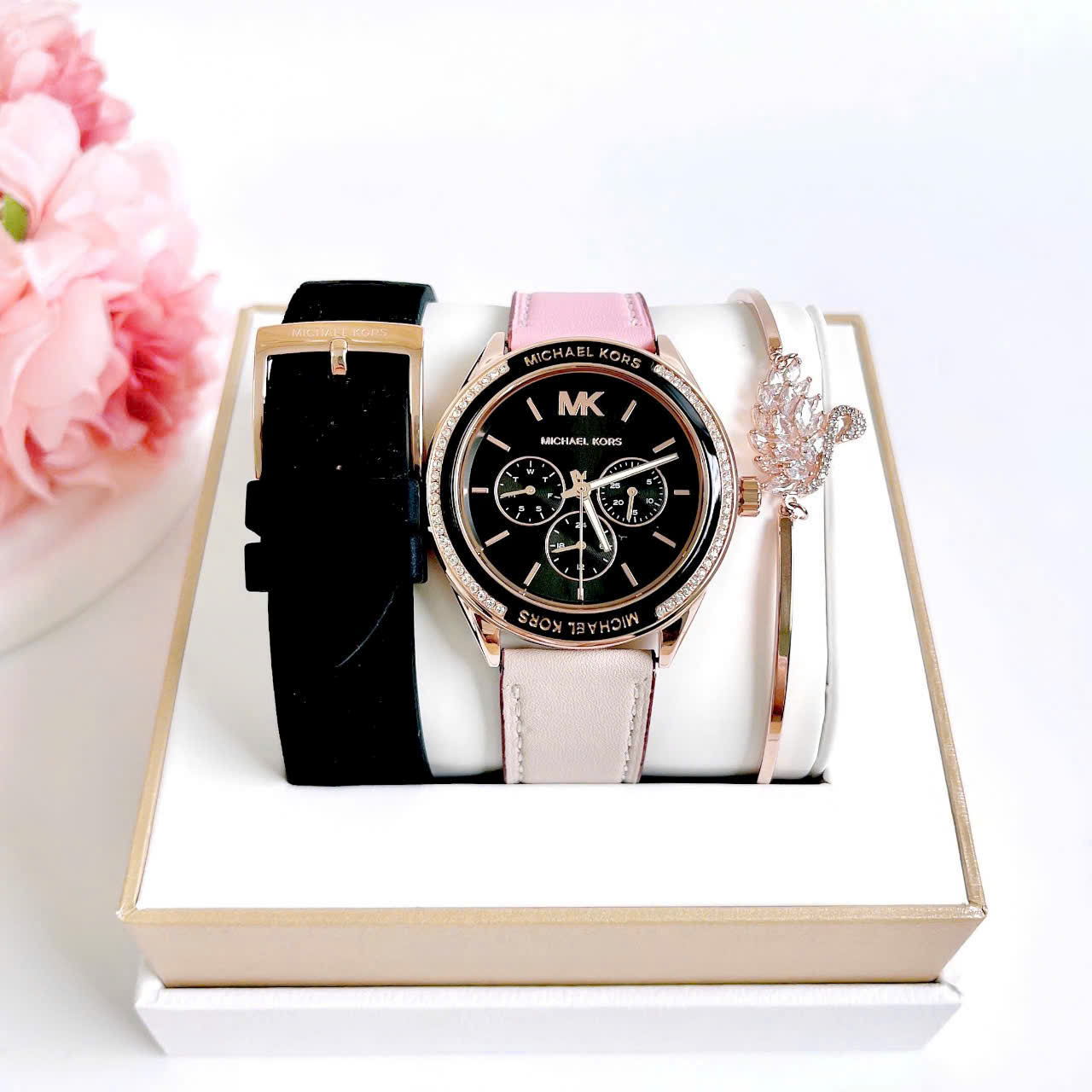Đồng hồ đeo tay MK nữ Michael Kors Quartz Black Silicon Strap Women s Watch MK6944 5