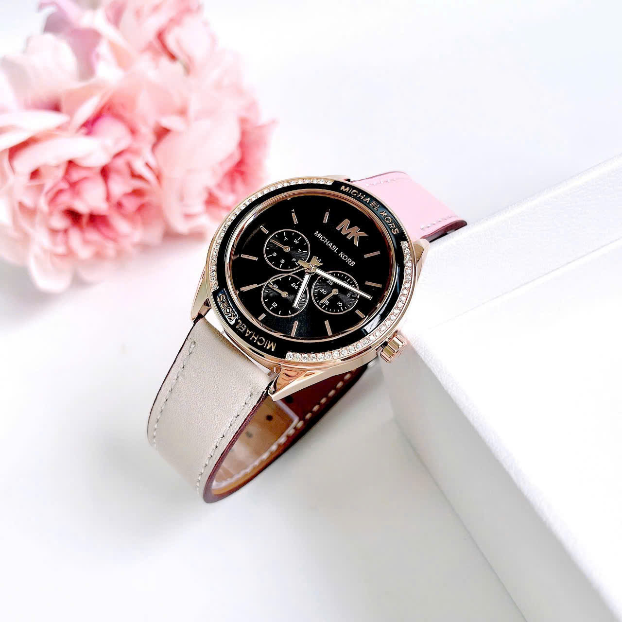 Đồng hồ đeo tay MK nữ Michael Kors Quartz Black Silicon Strap Women s Watch MK6944 8