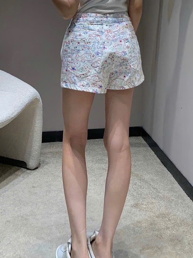 Quần short nữ thời trang Chanel họa tiết limited 4