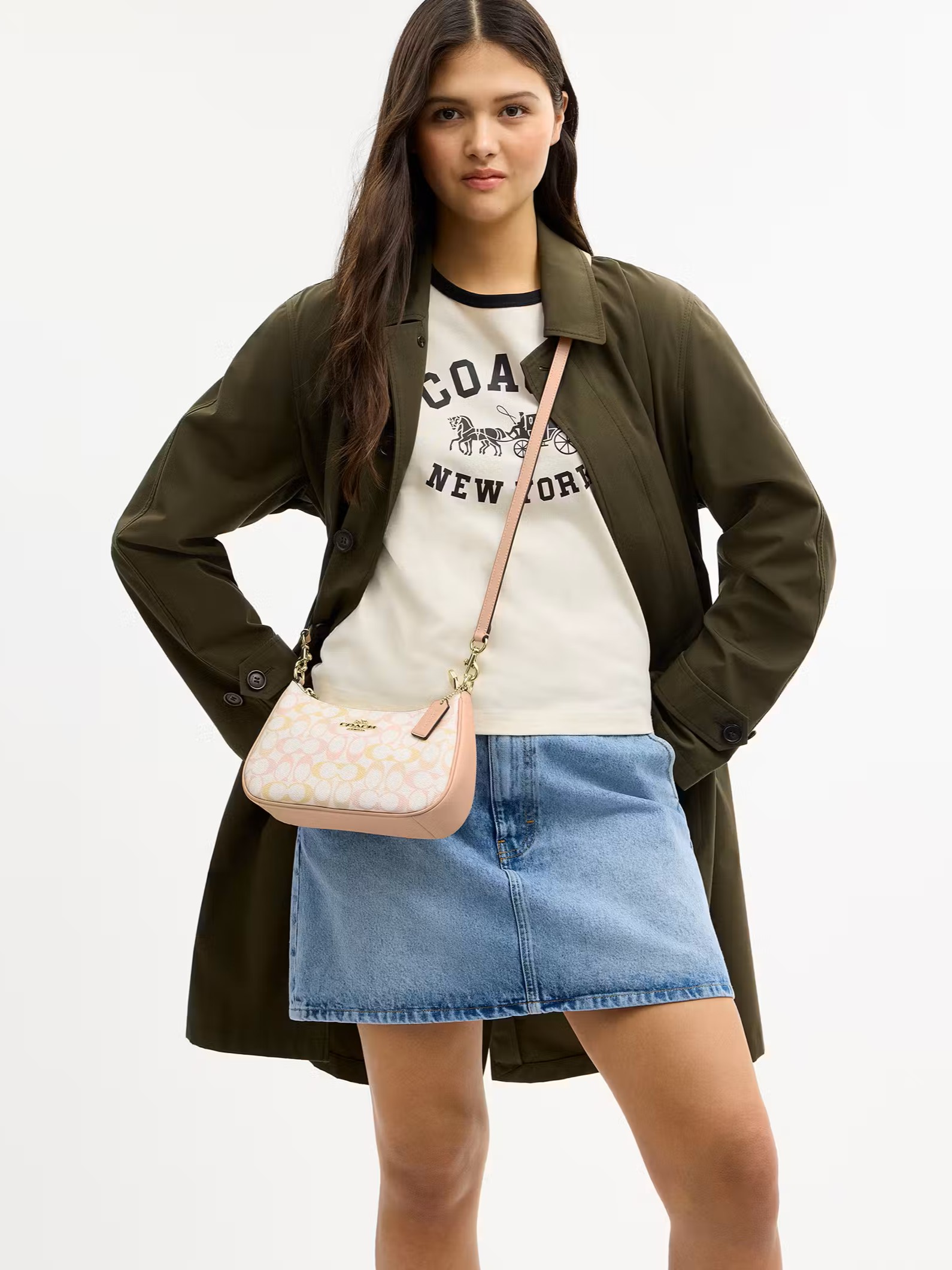 Túi đeo chéo Coach Teri Shoulder Bag In Pretty Signature Canvas Chalk Pink CDZ05 7