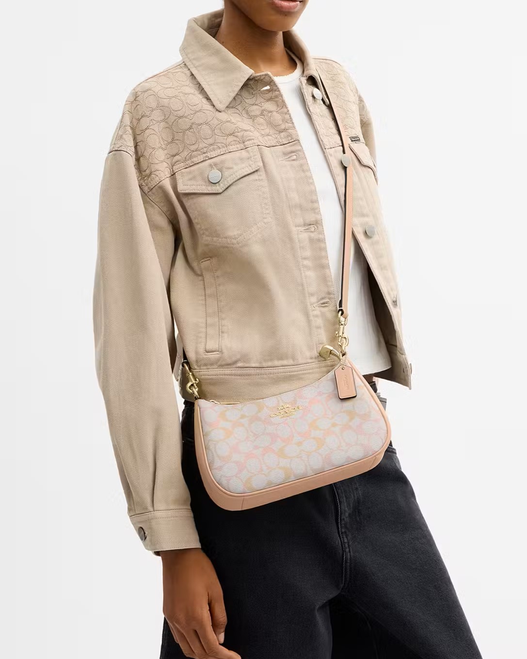 Túi đeo chéo Coach Teri Shoulder Bag In Pretty Signature Canvas Chalk Pink CDZ05 9
