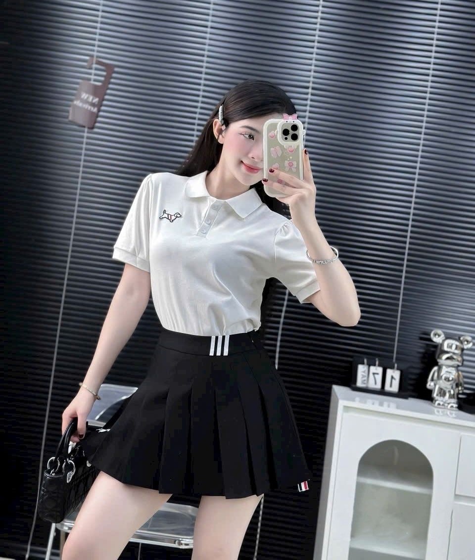 Áo thun nữ thời trang cổ bẻ Thom Browne 8