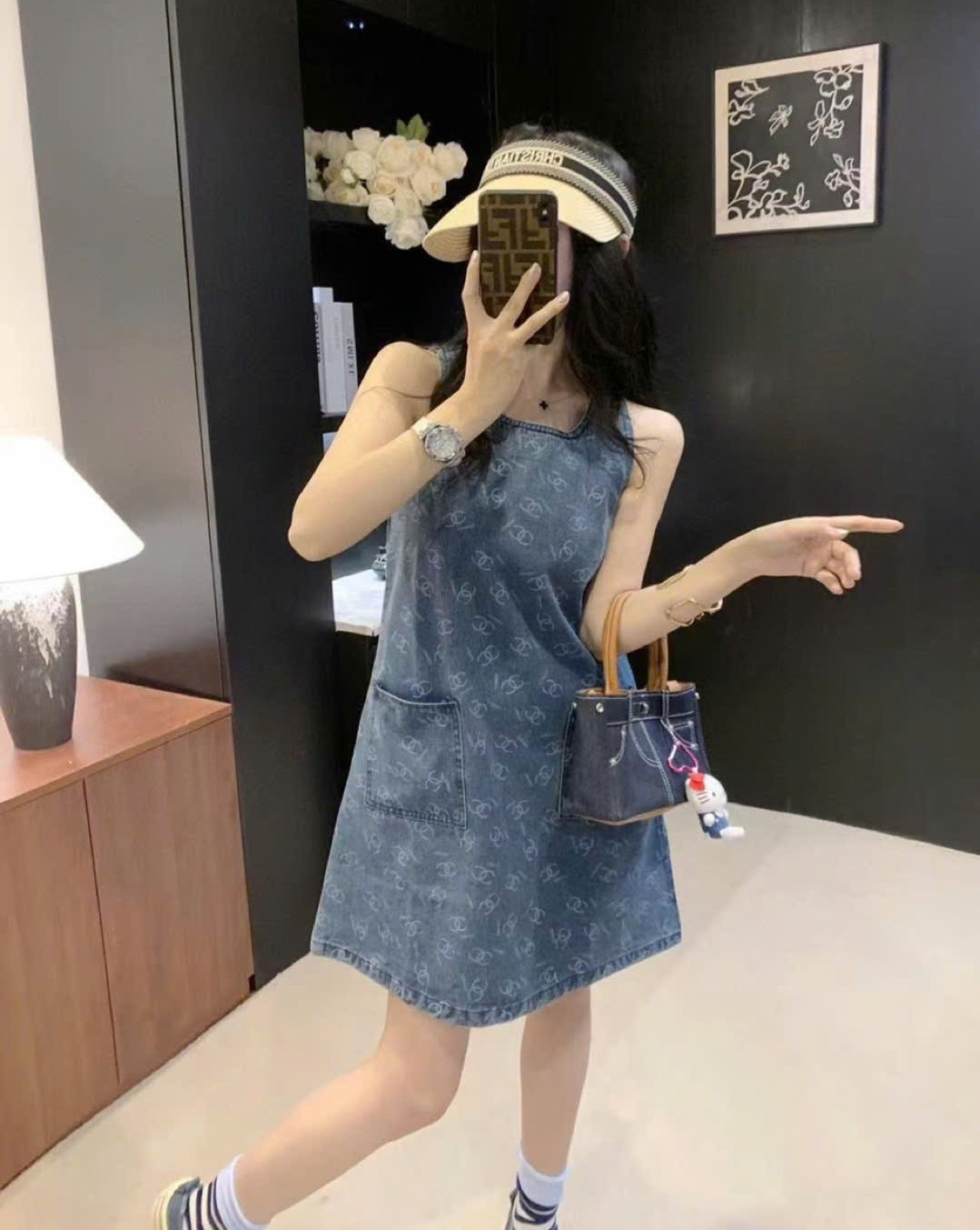 Đầm jean thời trang chanel sát nách xanh dương có túi 7