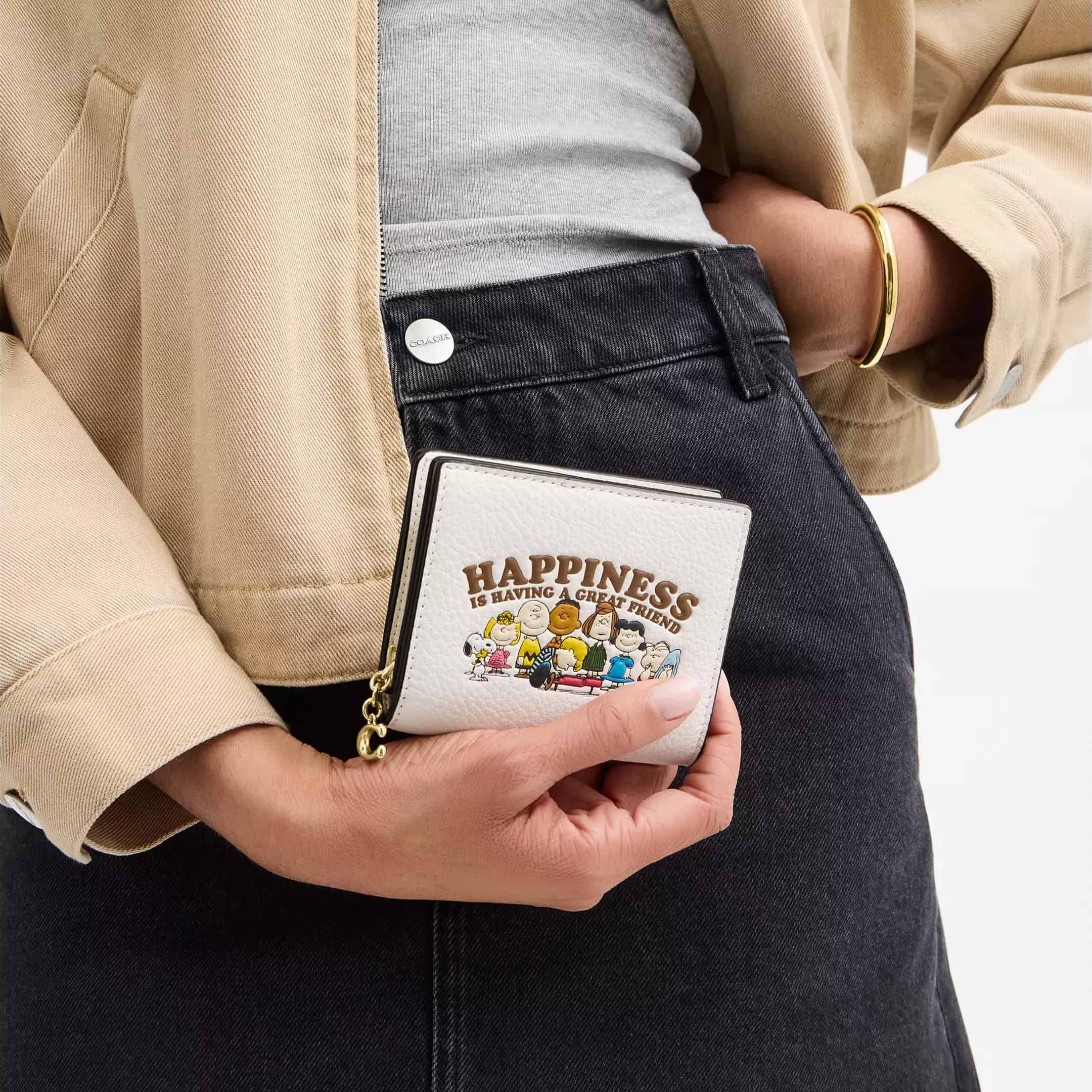 Ví ngắn Coach X Peanuts Snap Wallet Chalk Multi CBN36 3