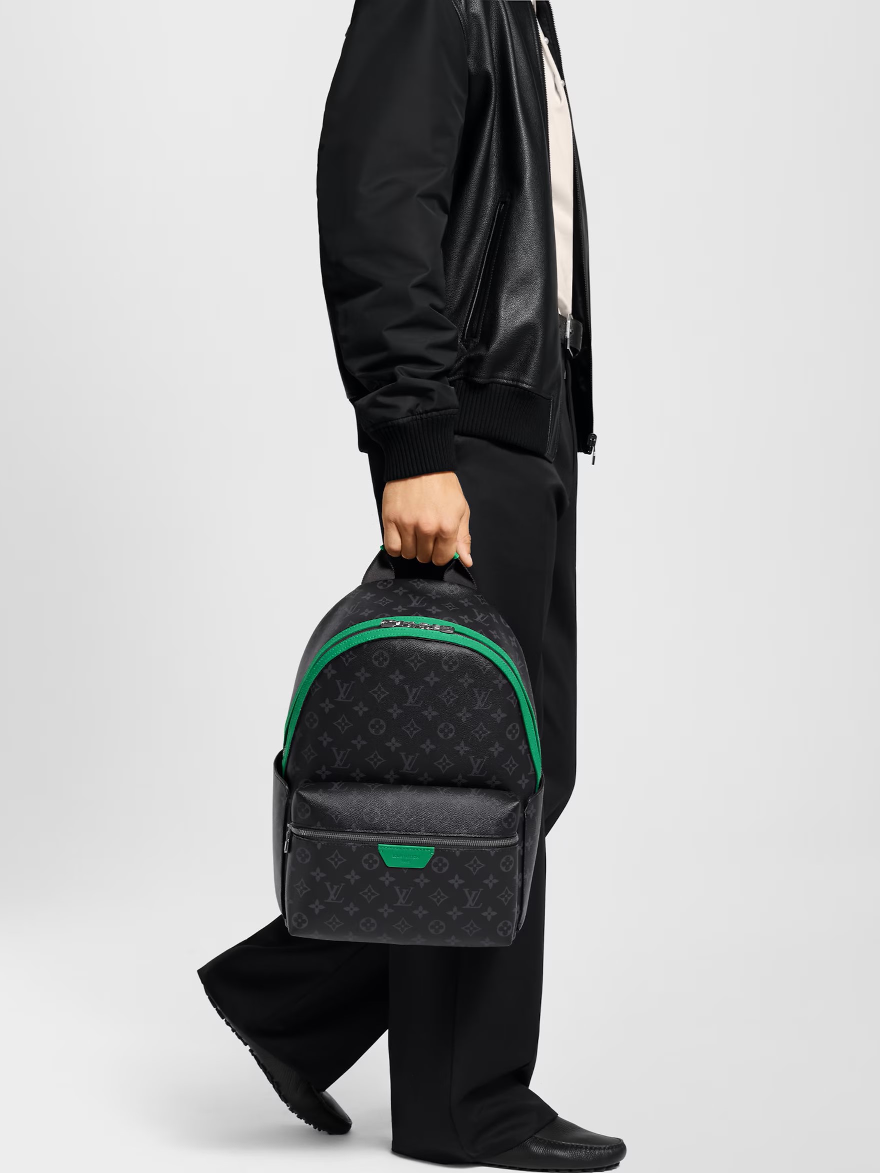 Balo Louis Vuitton Discovery PM Backpack Monogram Eclipse Canvas Bamboo Green 4