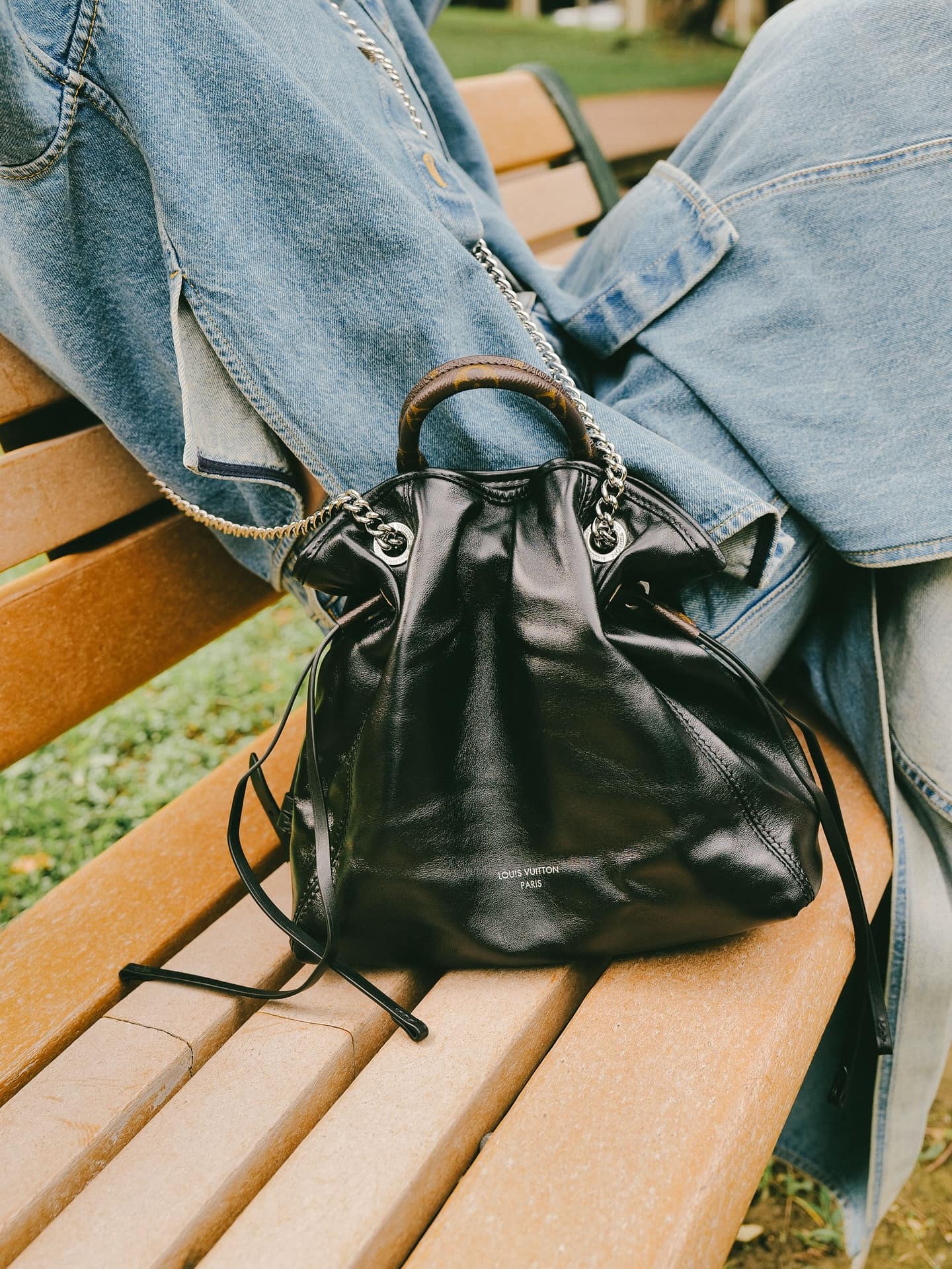 Balo Louis Vuitton Off Duty Vibe Black 17
