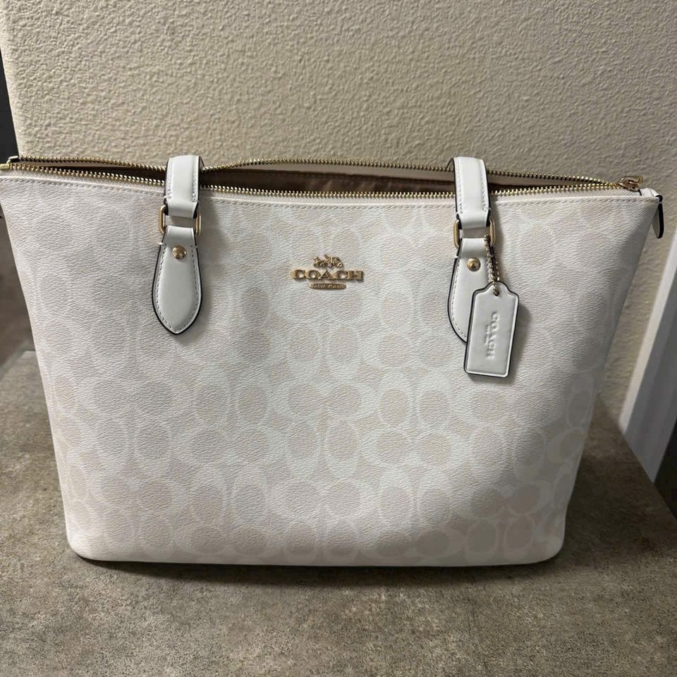 Túi xách Tote Nữ Coach Gallery Tote Bag In Signature Canvas Glacier White CW381 5