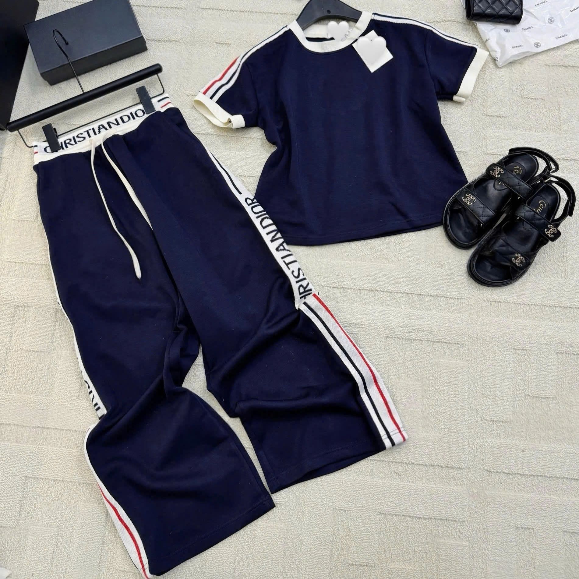 Combo bộ áo thun xanh dương đậm Dior 4