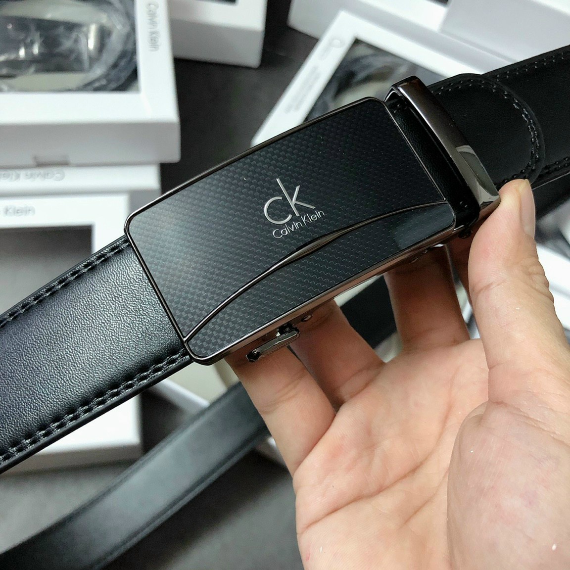 DÂY NỊT NAM CALVIN KLEIN 4