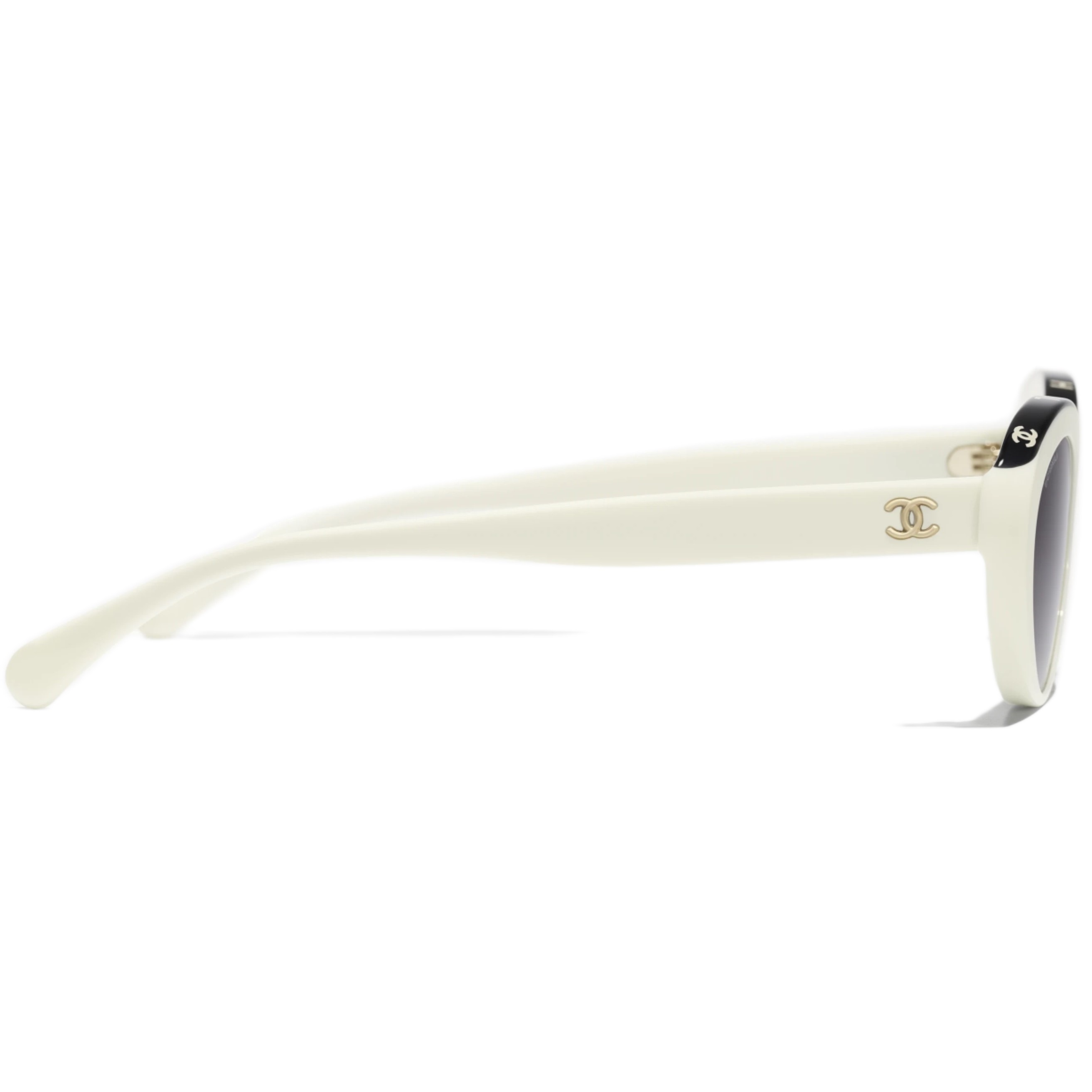 Kính mát Chanel Oval-framed Sunglasses Black and White 2