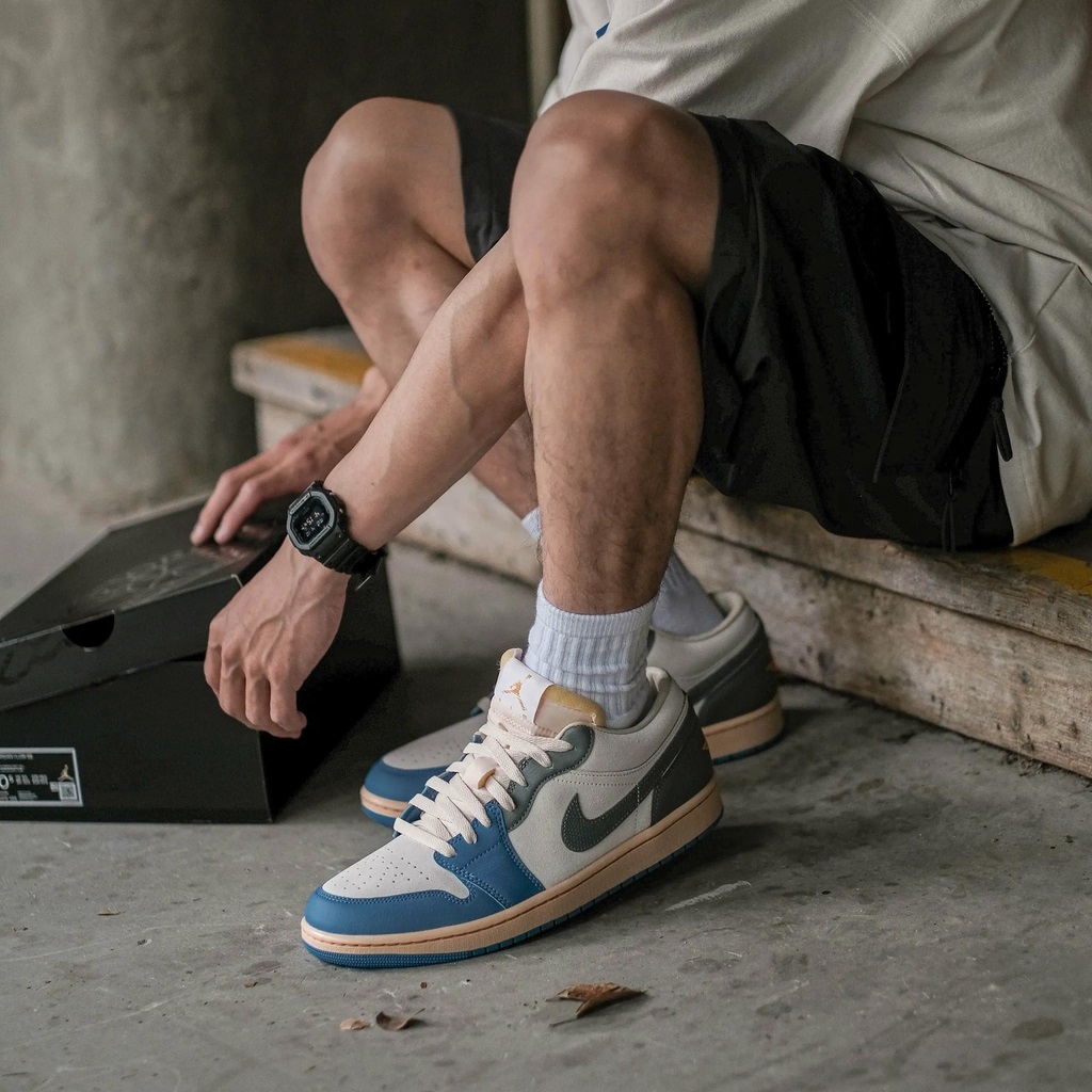 Giày thể thao Nike Air Jordan 1 Low Tokyo 96 DZ5376-469 16