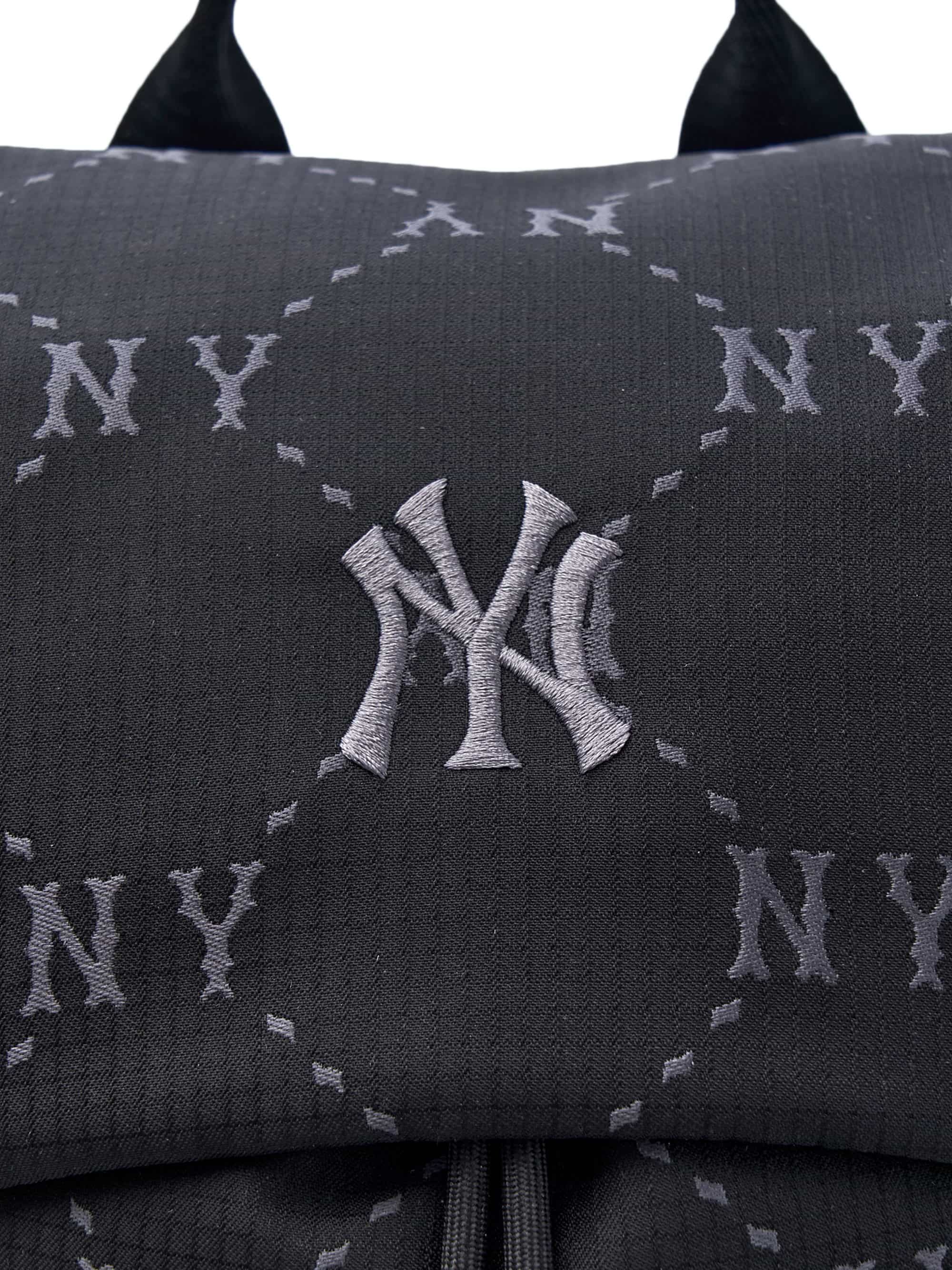 Ba lô MLB Diamond Monogram Sportive Backpack New York Yankees Black 3ABKM035N-50BKS 5