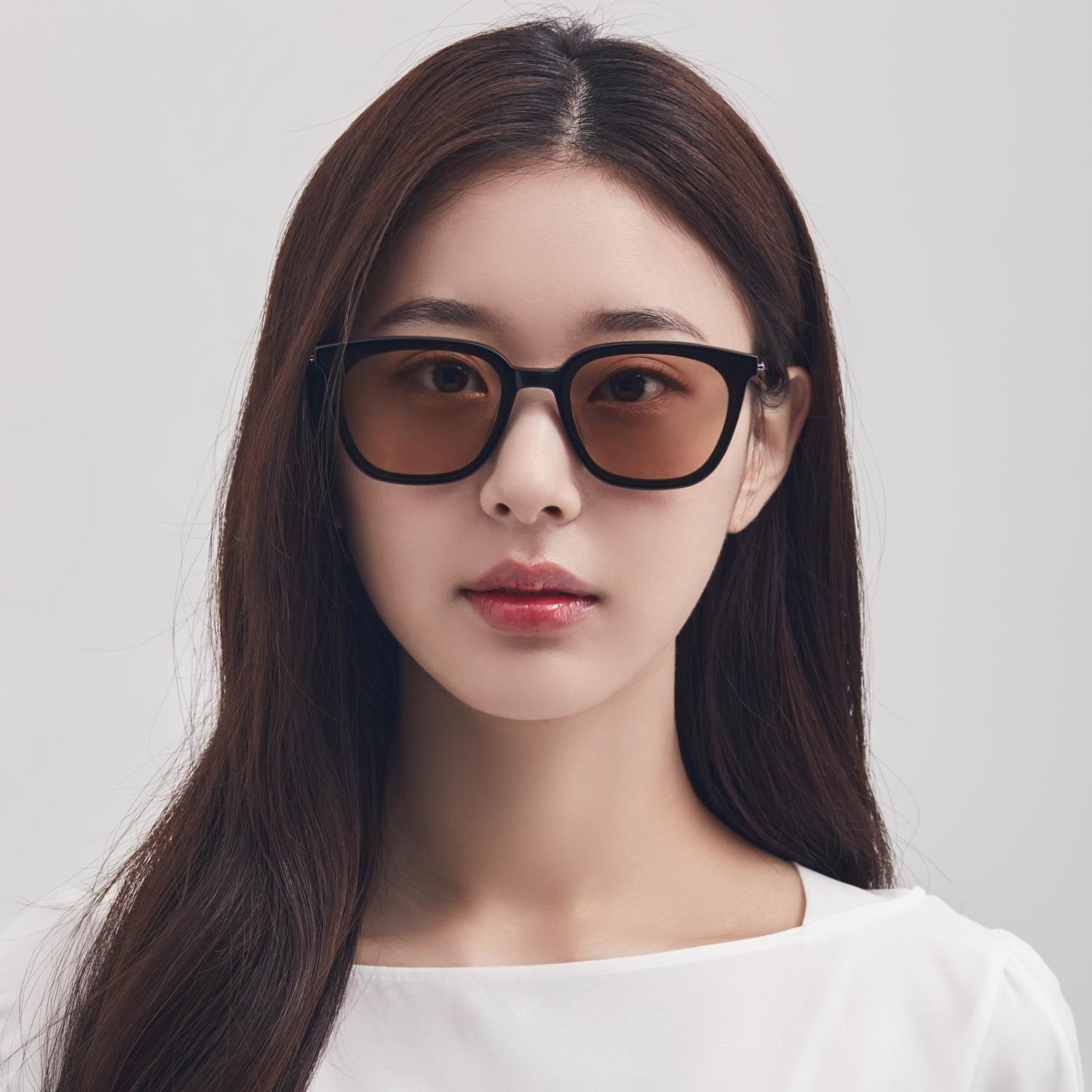 Mắt kính unisex GM Gentle Monster Lilit 01 BR Square Acetate Flatbar Frame 18