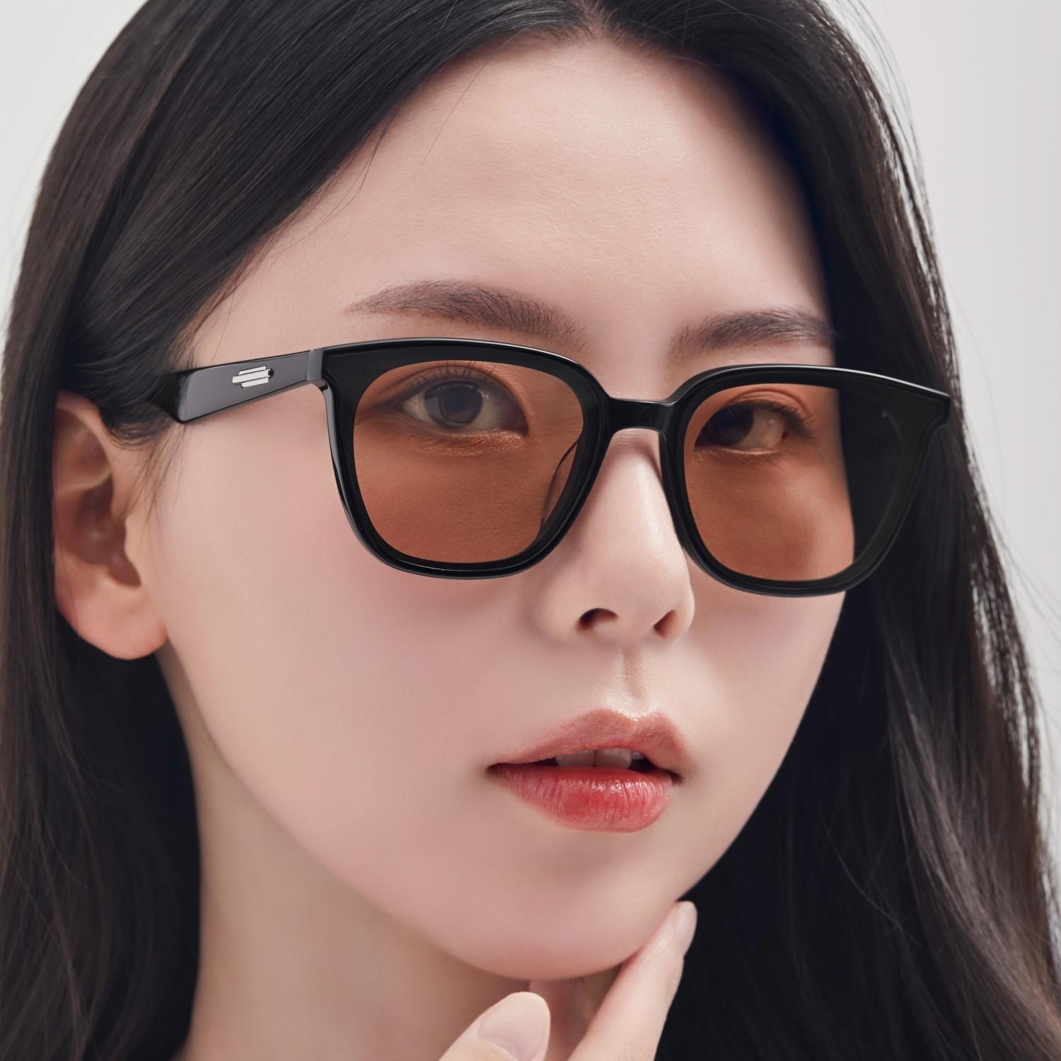 Mắt kính unisex GM Gentle Monster Lilit 01 BR Square Acetate Flatbar Frame 19