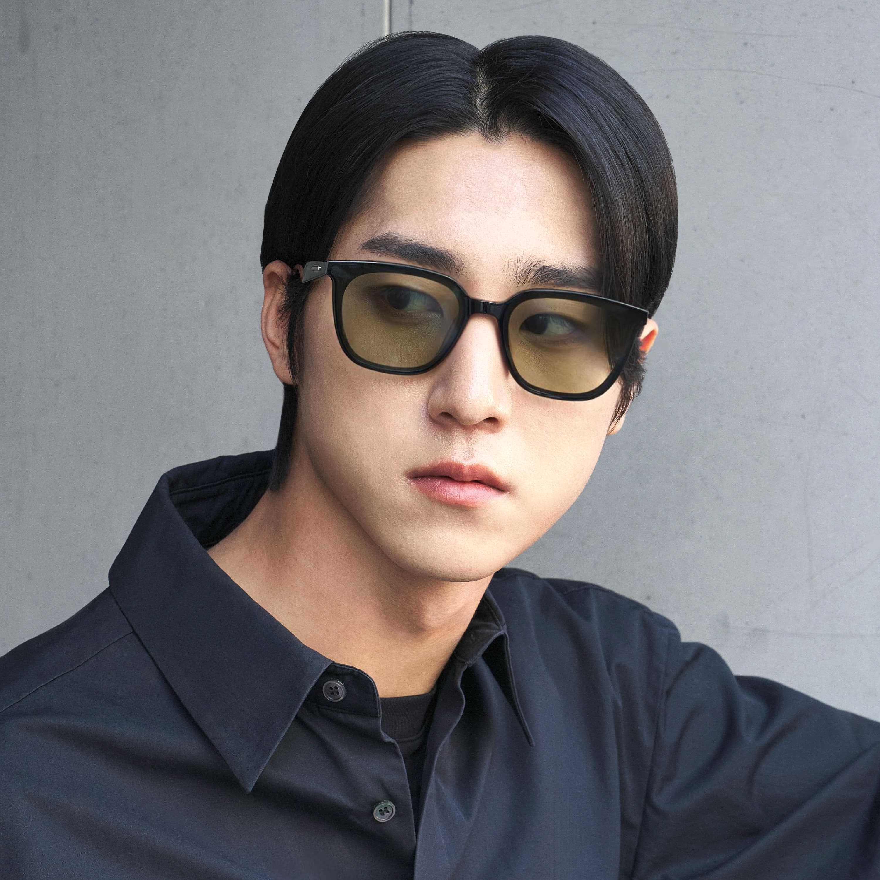 Kính mát Gentle Monster Lilit 01(K) Green Tinted Lenses Square Acetate Flatbar Frame 15
