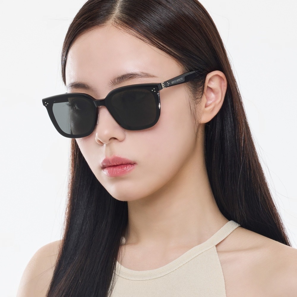 Kính GM Gentle Monster By Row 01 Black Lenses Black Acetate Frame 18