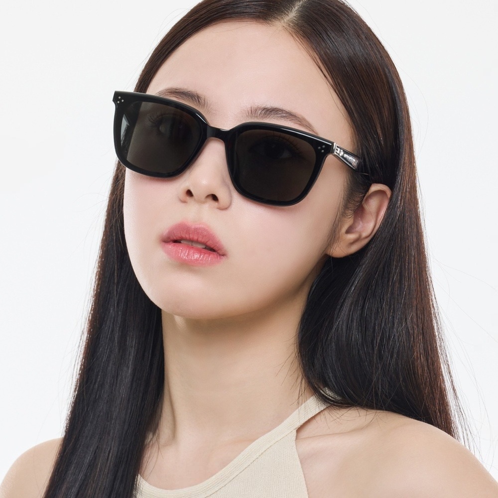 Kính GM Gentle Monster By Row 01 Black Lenses Black Acetate Frame 19