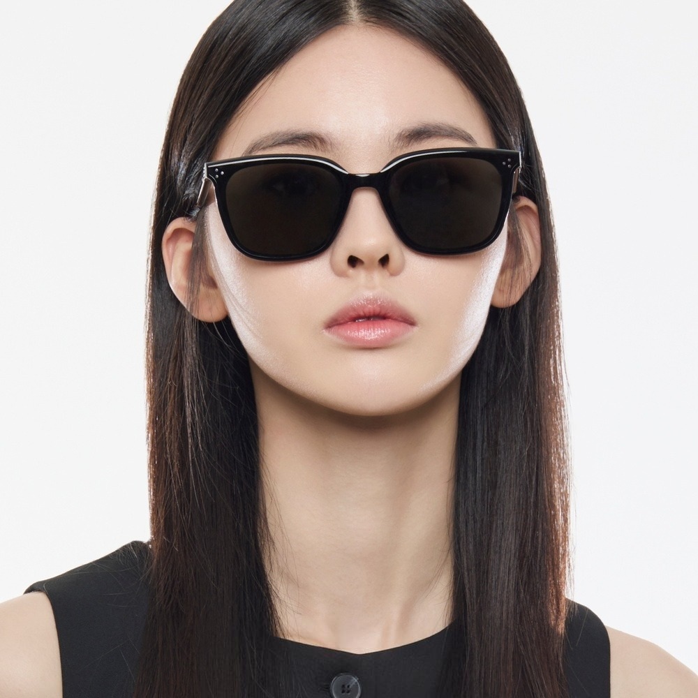 Kính GM Gentle Monster By Row 01 Black Lenses Black Acetate Frame 24