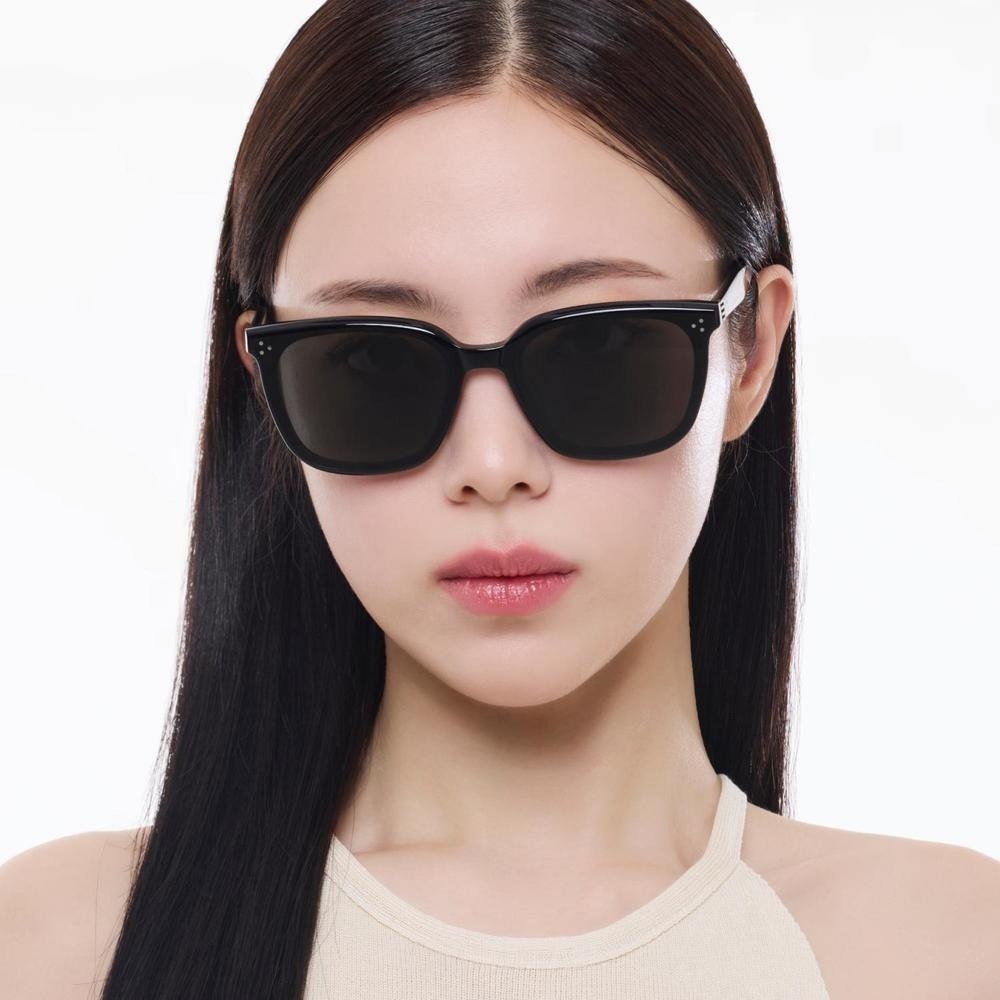 Kính GM Gentle Monster By Row 01 Black Lenses Black Acetate Frame 29