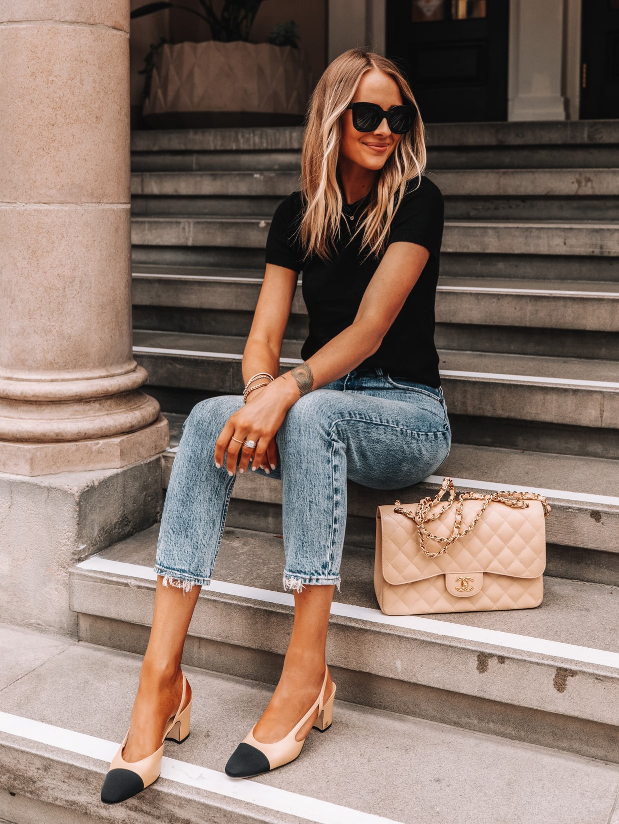Giày nữ đen Chanel Block Heel SlingBack Sandal 1