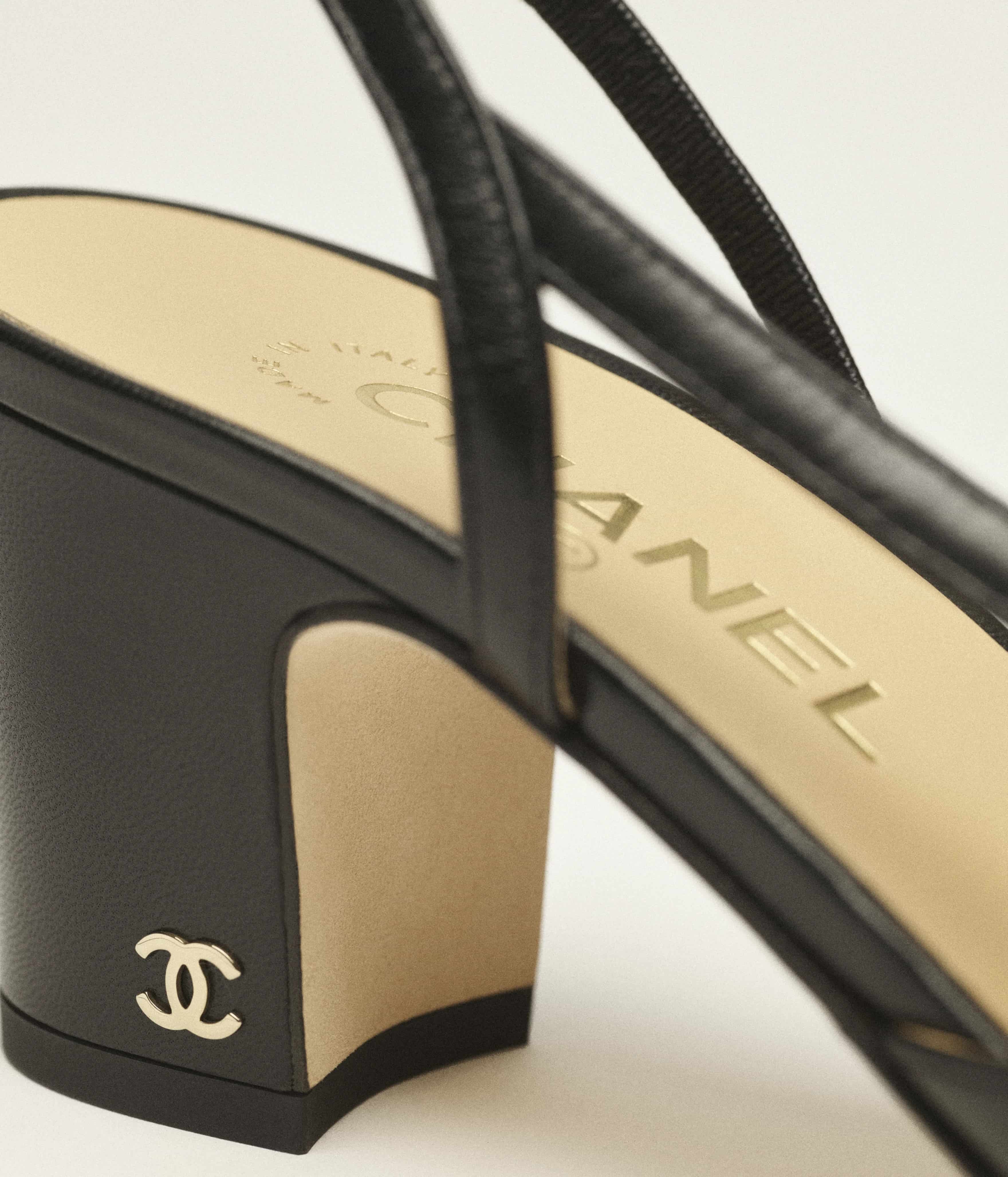 Giày nữ đen Chanel Block Heel SlingBack Sandal 5
