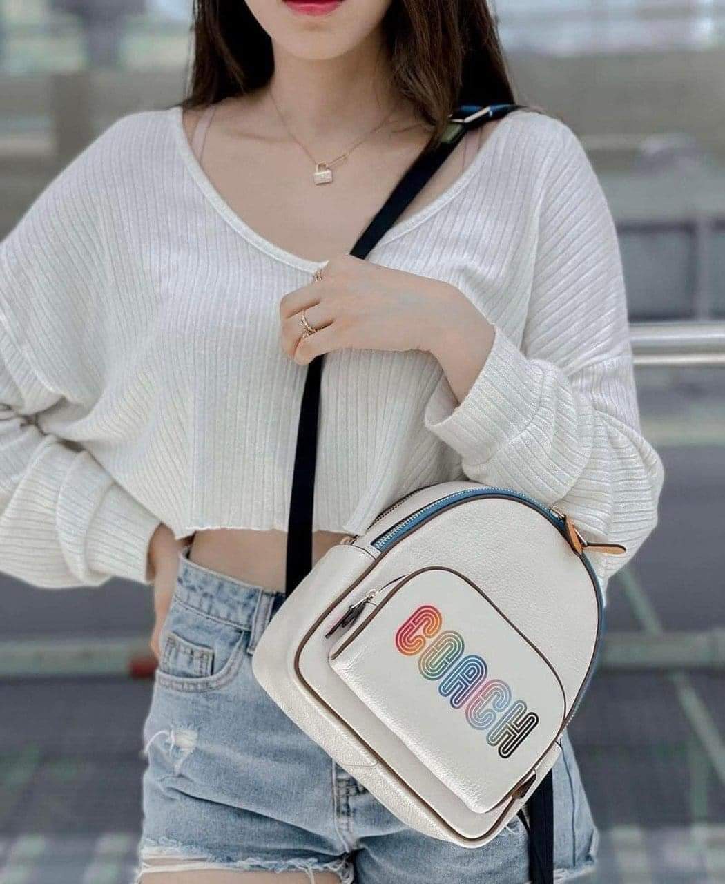 BALO HỌA TIẾT CẦU VỒNG NỮ COACH MINI COURT BACKPACK WITH RAINBOW 6