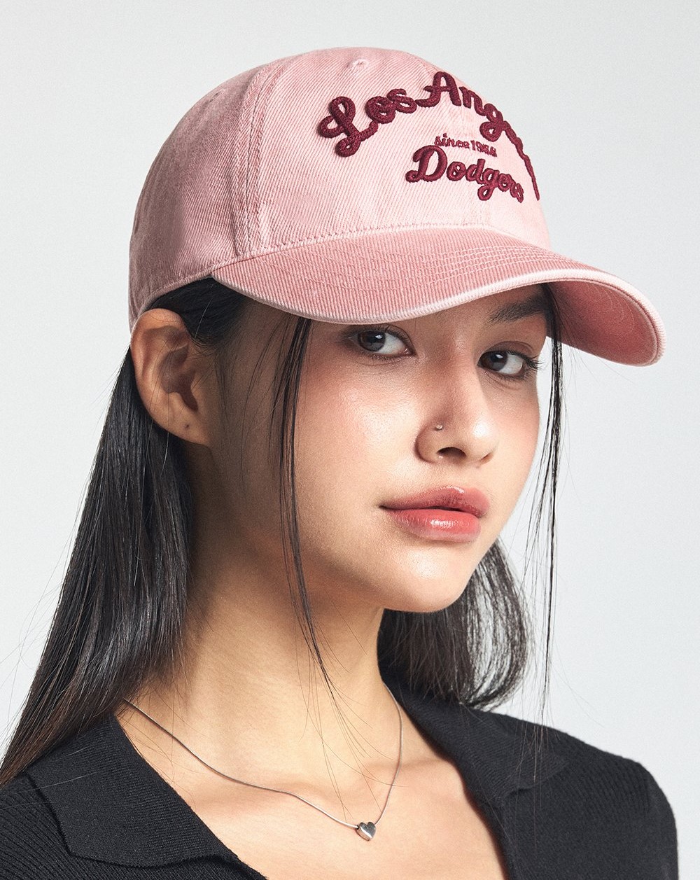 Mũ MLB Denim Varsity Cursive Los Angeles Dodgers Pink Ball Cap 3ACPDS14N-07PKM 3