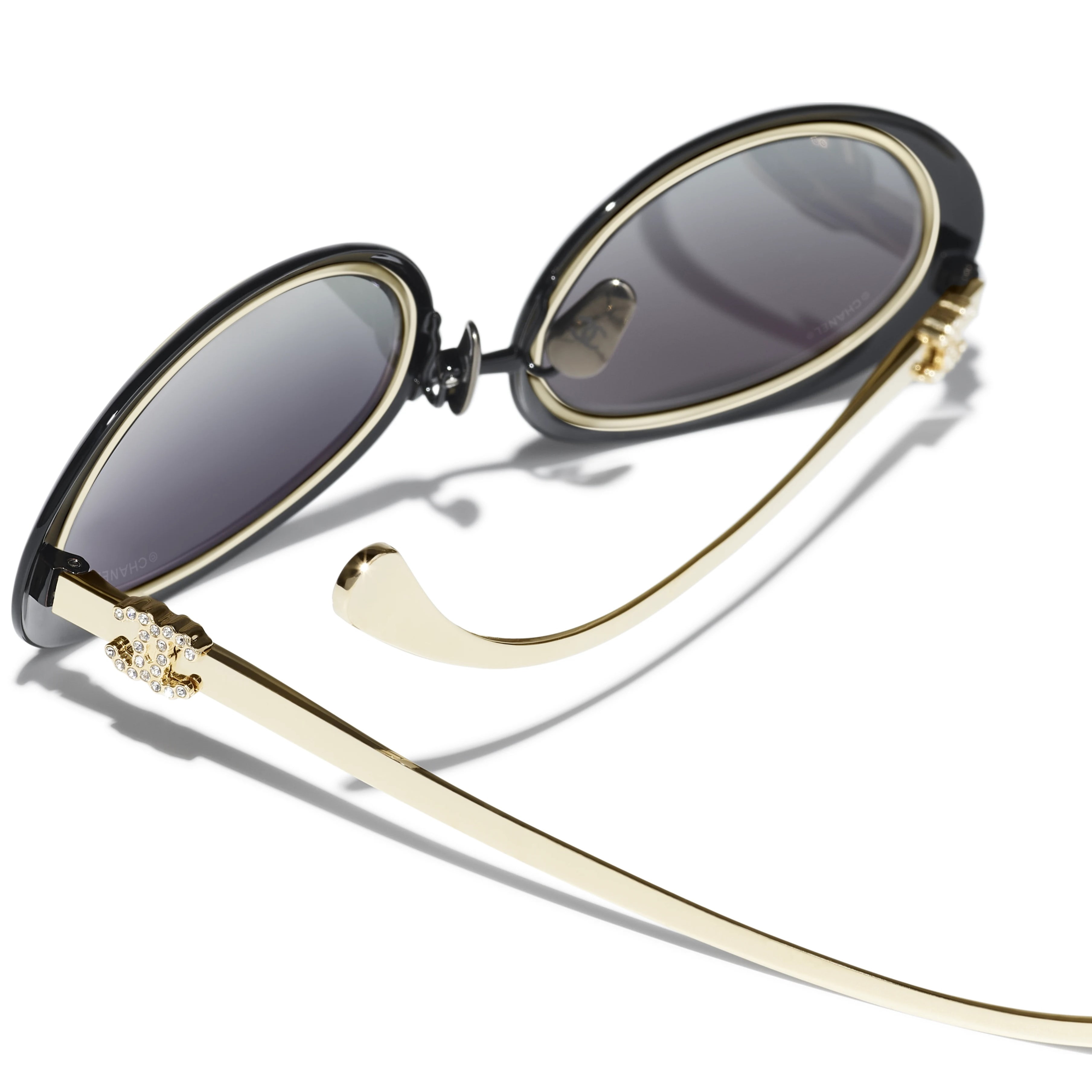 Mắt kính Chanel Oval Sunglasses Black 9578B 1