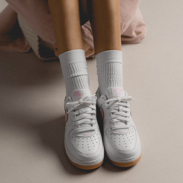 Giày thể thao Nike nữ Air Force 1 Low Retro Colour of the Month DM0576-101 4