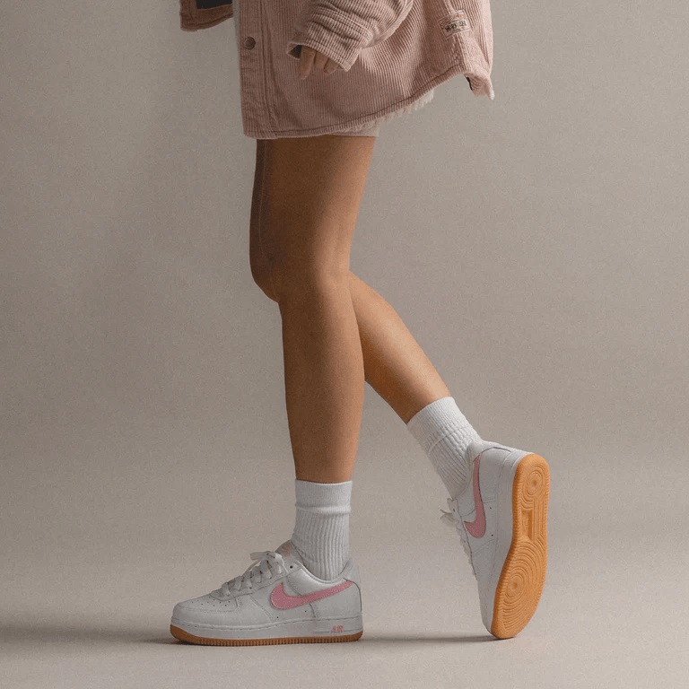 Giày thể thao Nike nữ Air Force 1 Low Retro Colour of the Month DM0576-101 14