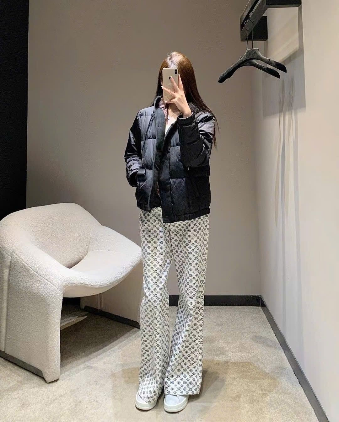 Áo khoác nữ có nón Louis Vuitton Hooded Quilted Ripstop Jacket 16