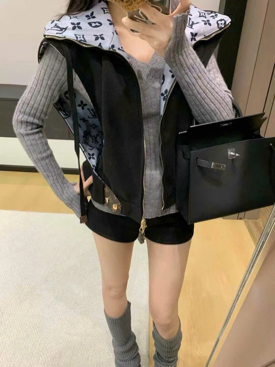 Áo khoác nữ gile có nón LV 5