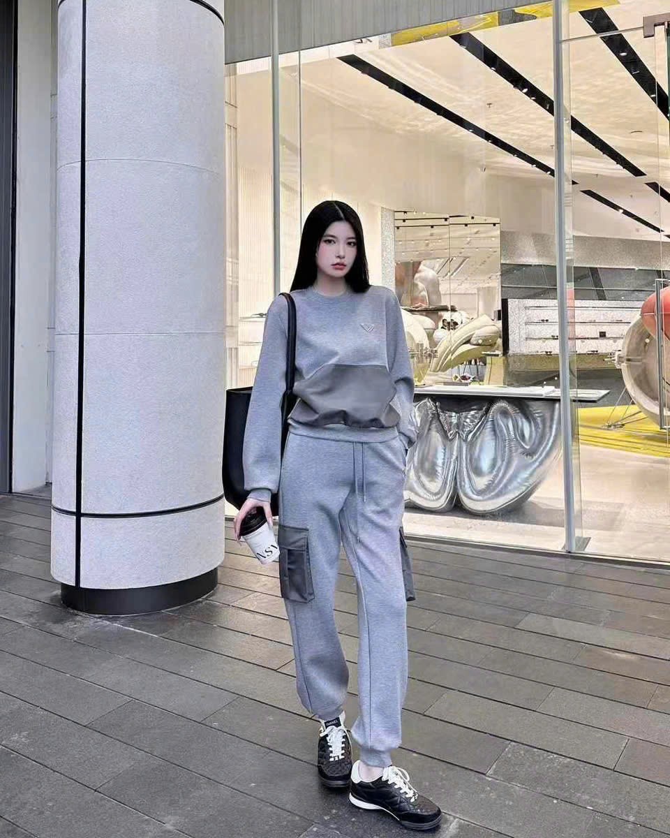Combo bộ xám đen nỉ Prada 2