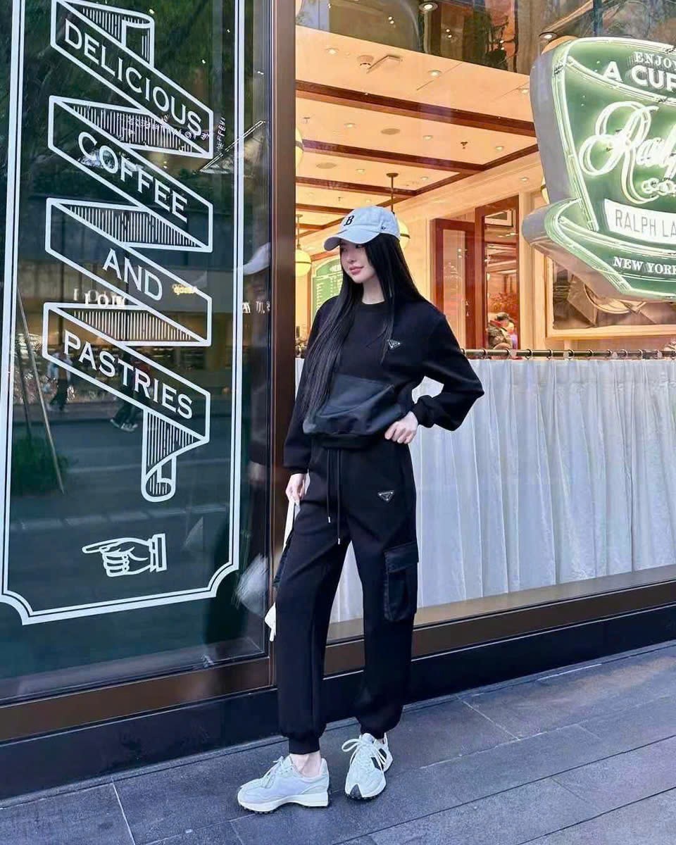 Combo bộ xám đen nỉ Prada 6