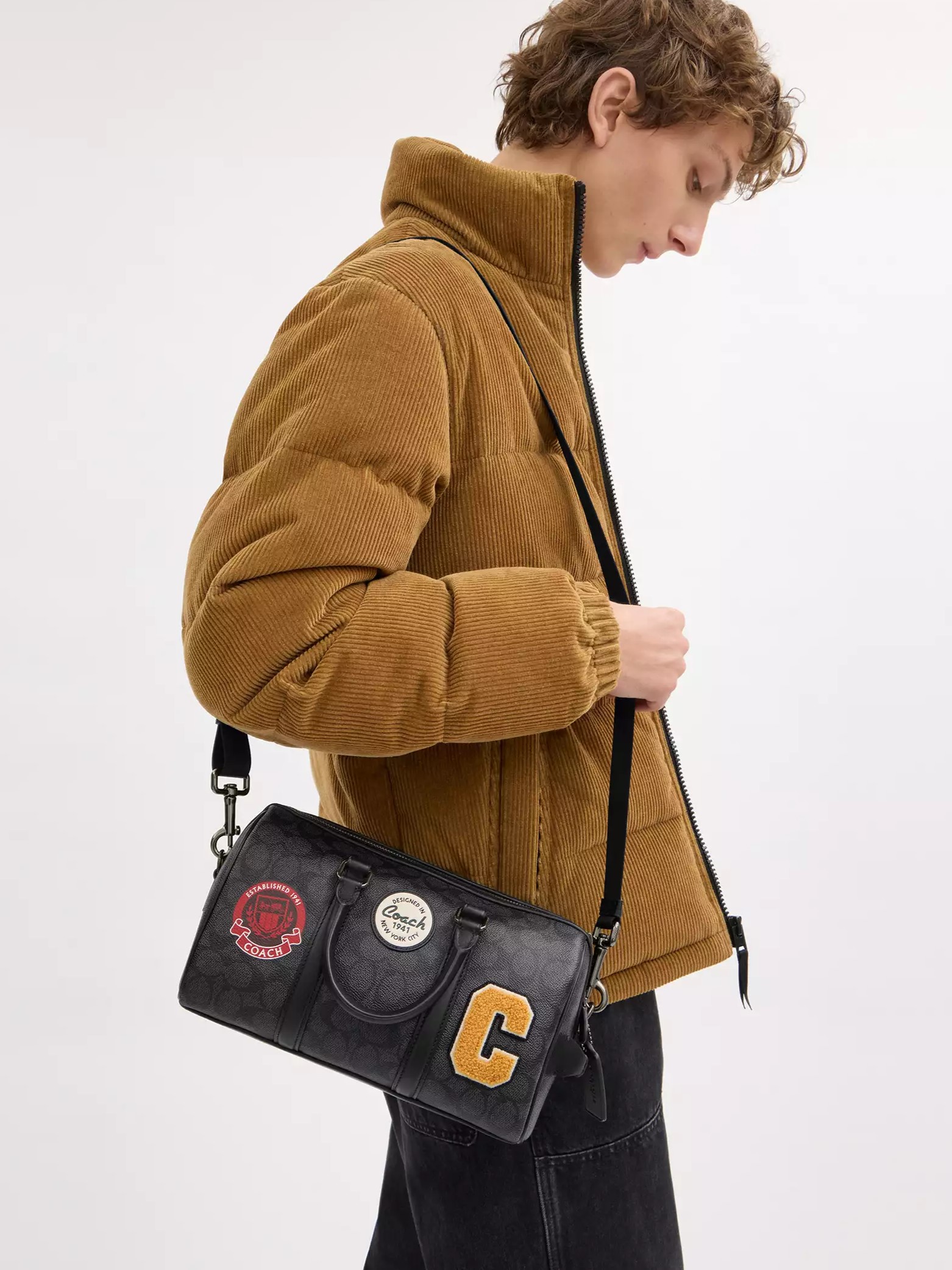 Túi xách Coach Nam Ventura Duffle Bag 27 Signature Canvas Patch CY821 4