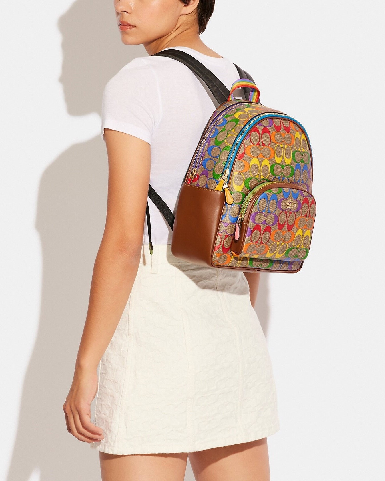 BALO NỮ CẦU VỒNG COACH COURT BACKPACK IN RAINBOW SIGNATURE CANVAS CA140 9