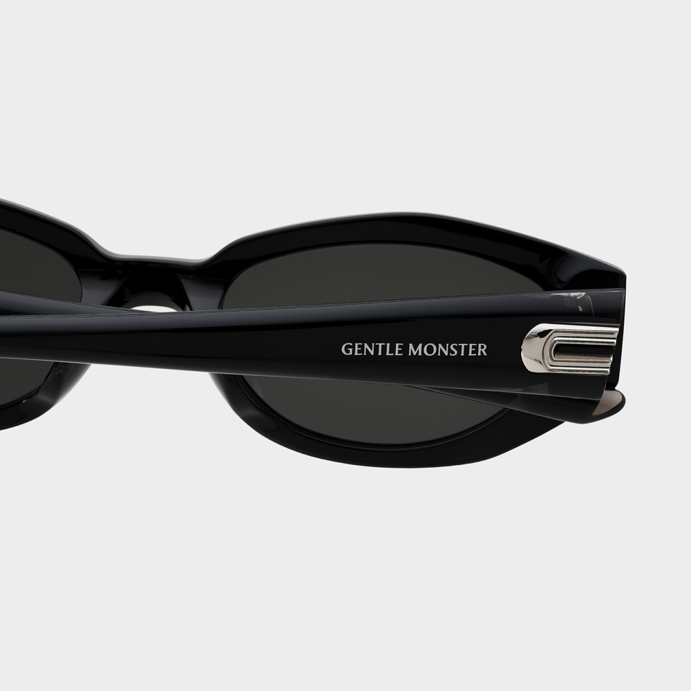 Mắt kính Gentle Monster Dada 01 Black Lenses Butterfly Shape Black Acetate Frame 20