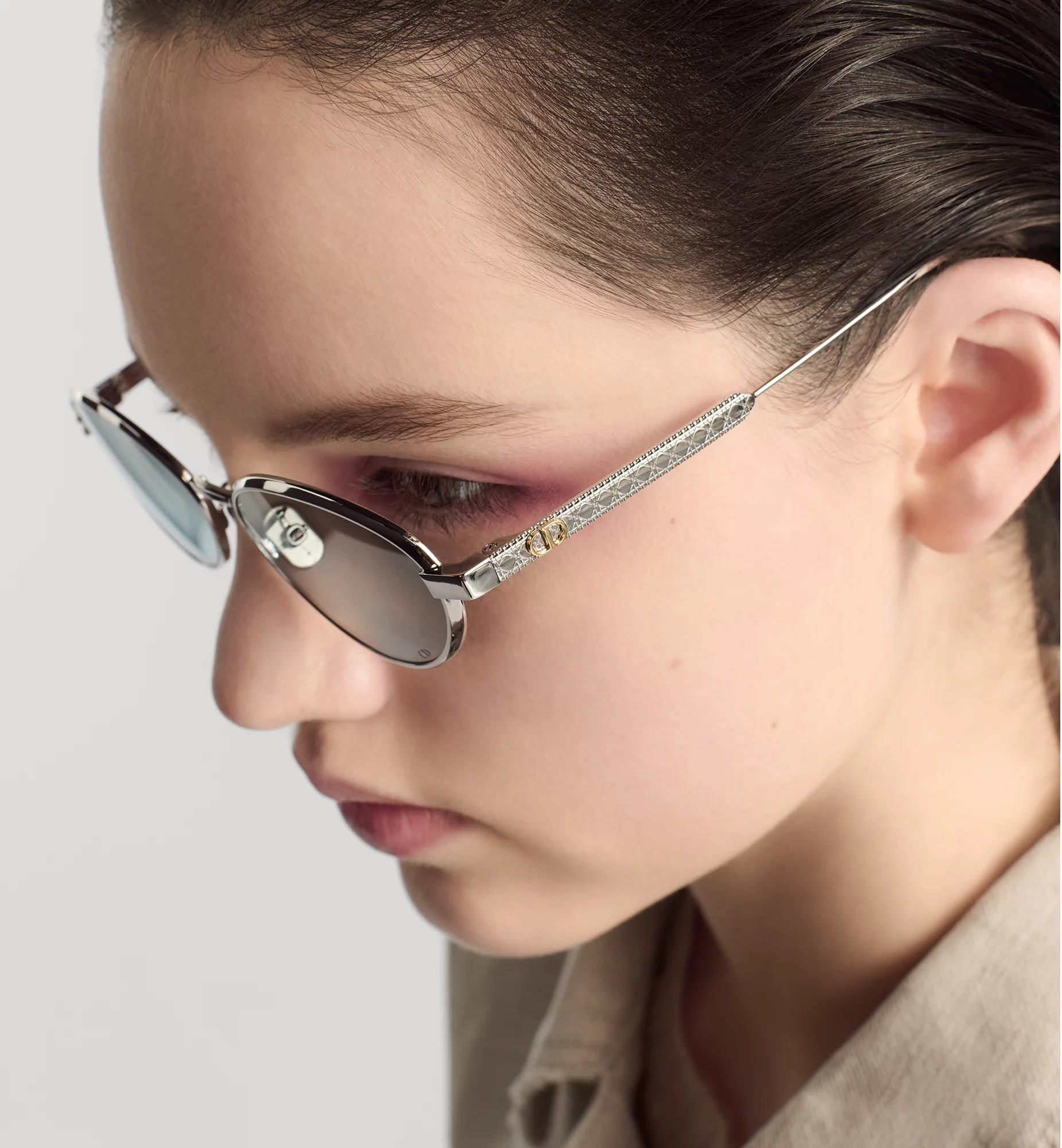 Kính mát Dior DiorCannage R1U Gradient Blue Oval Sunglasses 5