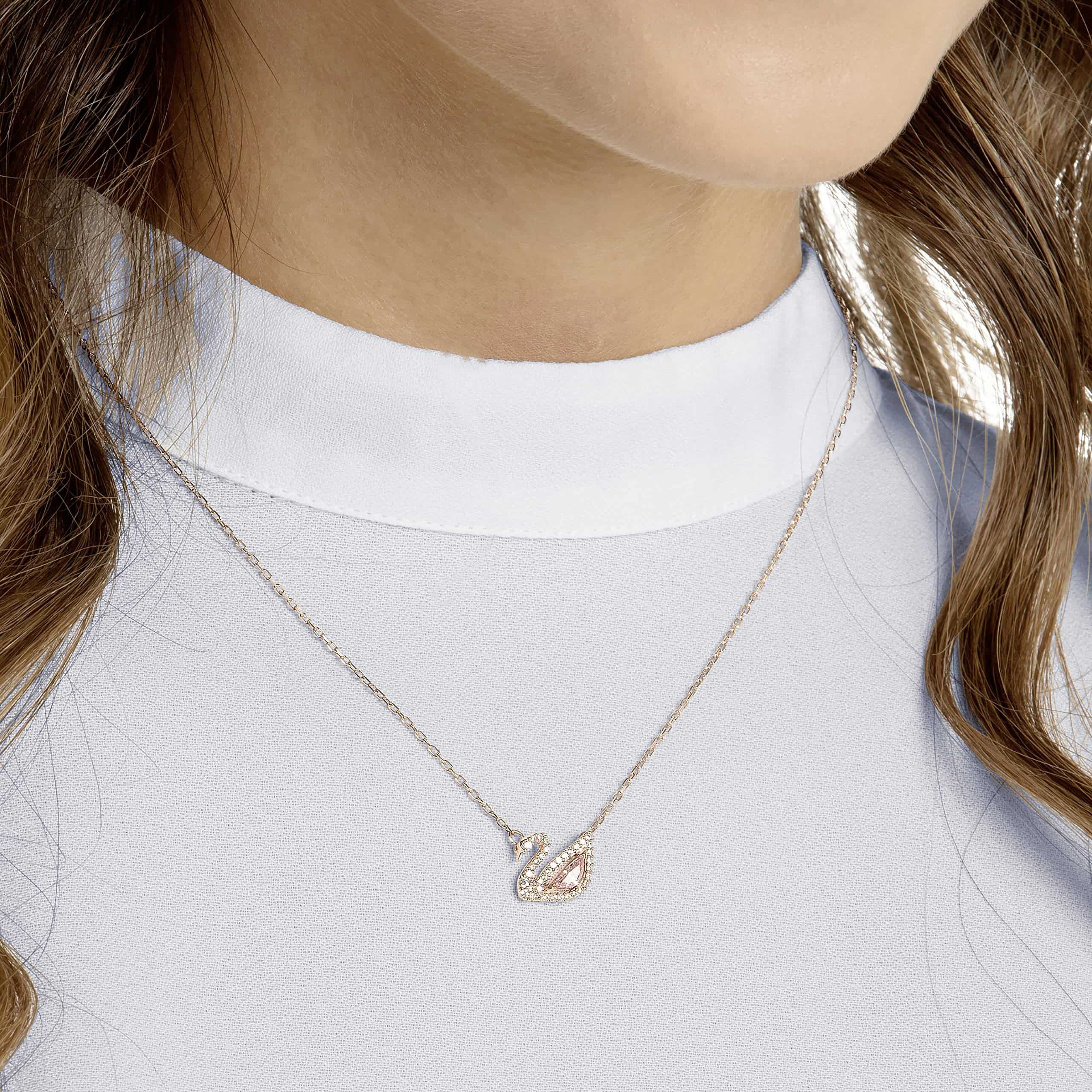 COMBO DÂY CHUYỀN VÒNG ĐEO TAY SWAROVSKI DAZZLING SWAN NECKLACE MULTI-COLORED ROSE-GOLD TONE PLATED 5469989 5