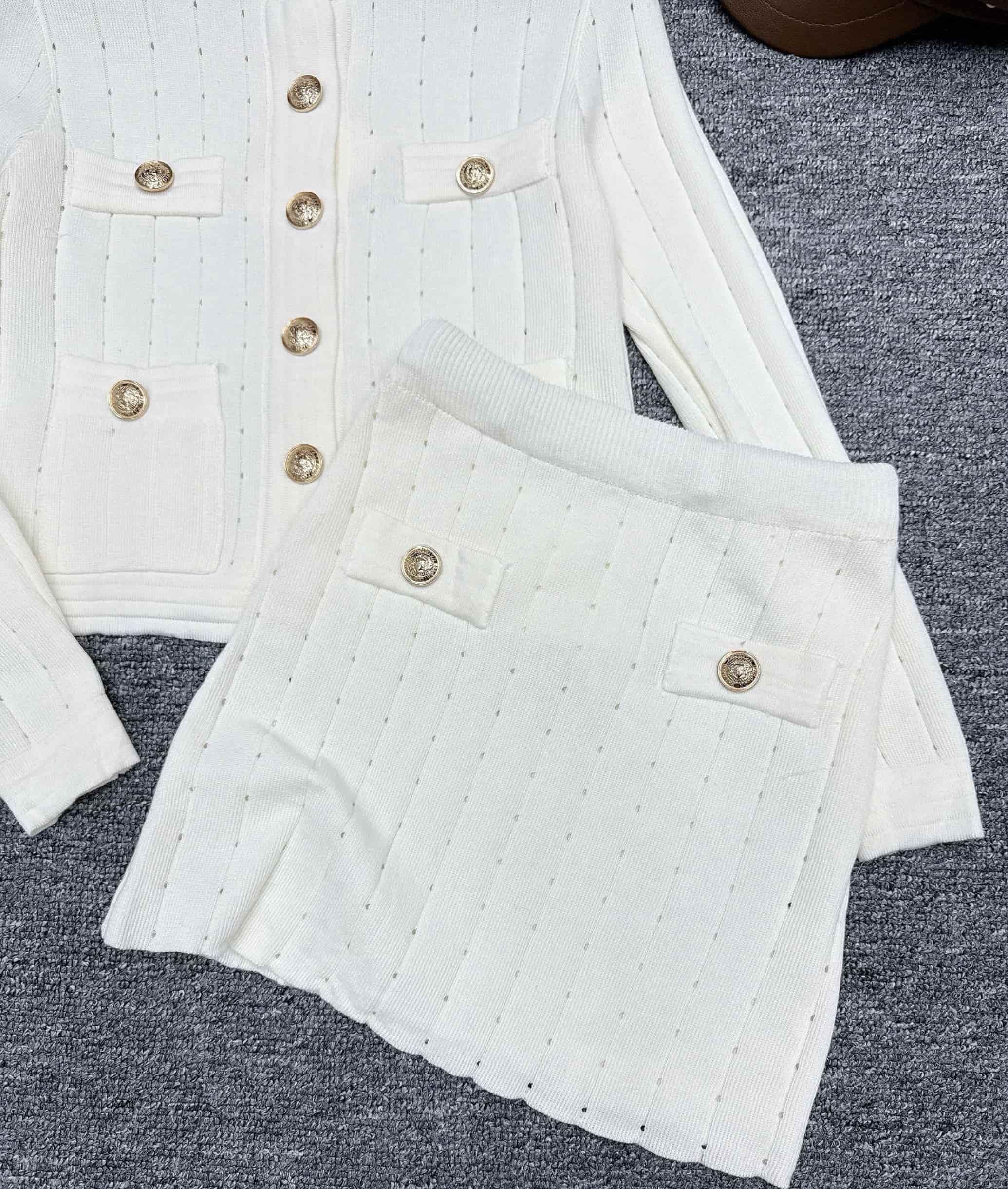 Combo áo tay dài váy ngắn Balmain 6