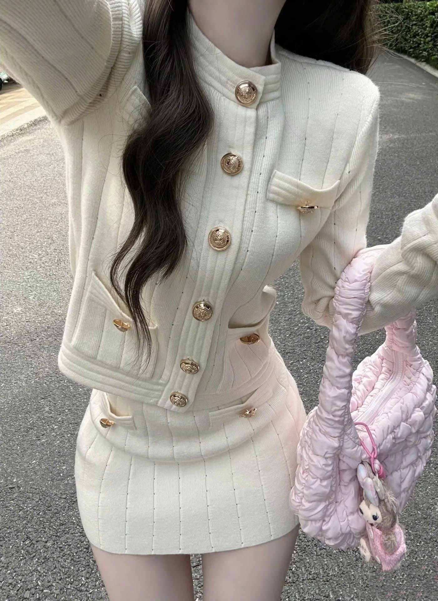 Combo áo tay dài váy ngắn Balmain 11