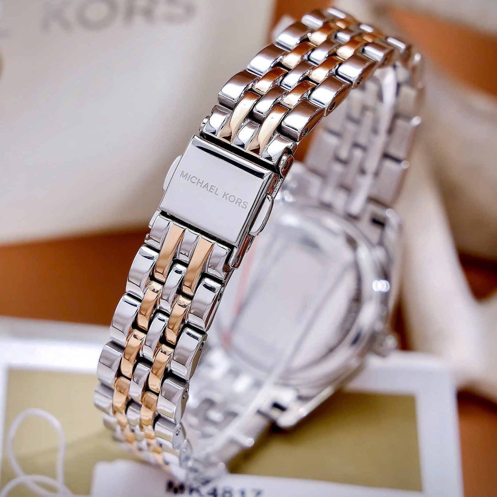 Đồng hồ đeo tay MK nữ Michael Kors Lexington Pavé Two-Tone Watch and Slider Bracelet Gift Set MK4817 11