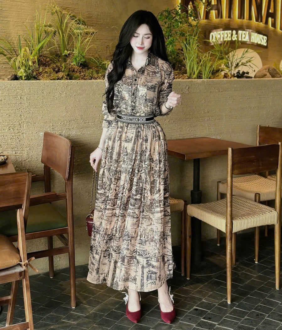 Combo áo sơ mi váy dáng dài lưng thun màu kem Dior 1