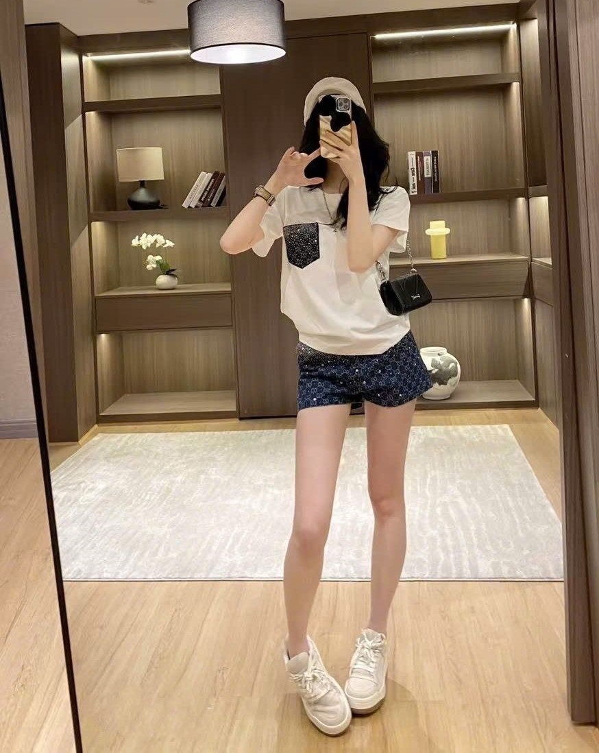 Combo bộ áo thun trắng quần short nữ lưng cao Gucci đính đá 18