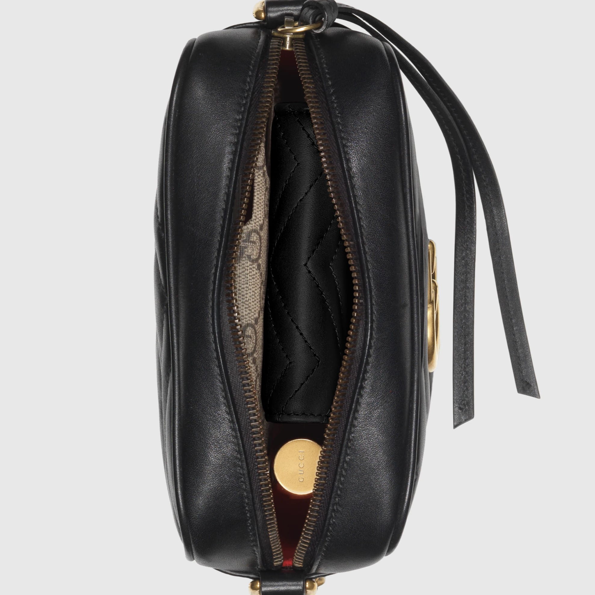 Túi đeo chéo Gucci Marmont Mini Shoulder Bag Black Matelassé Chevron Leather With GG On The Back 1
