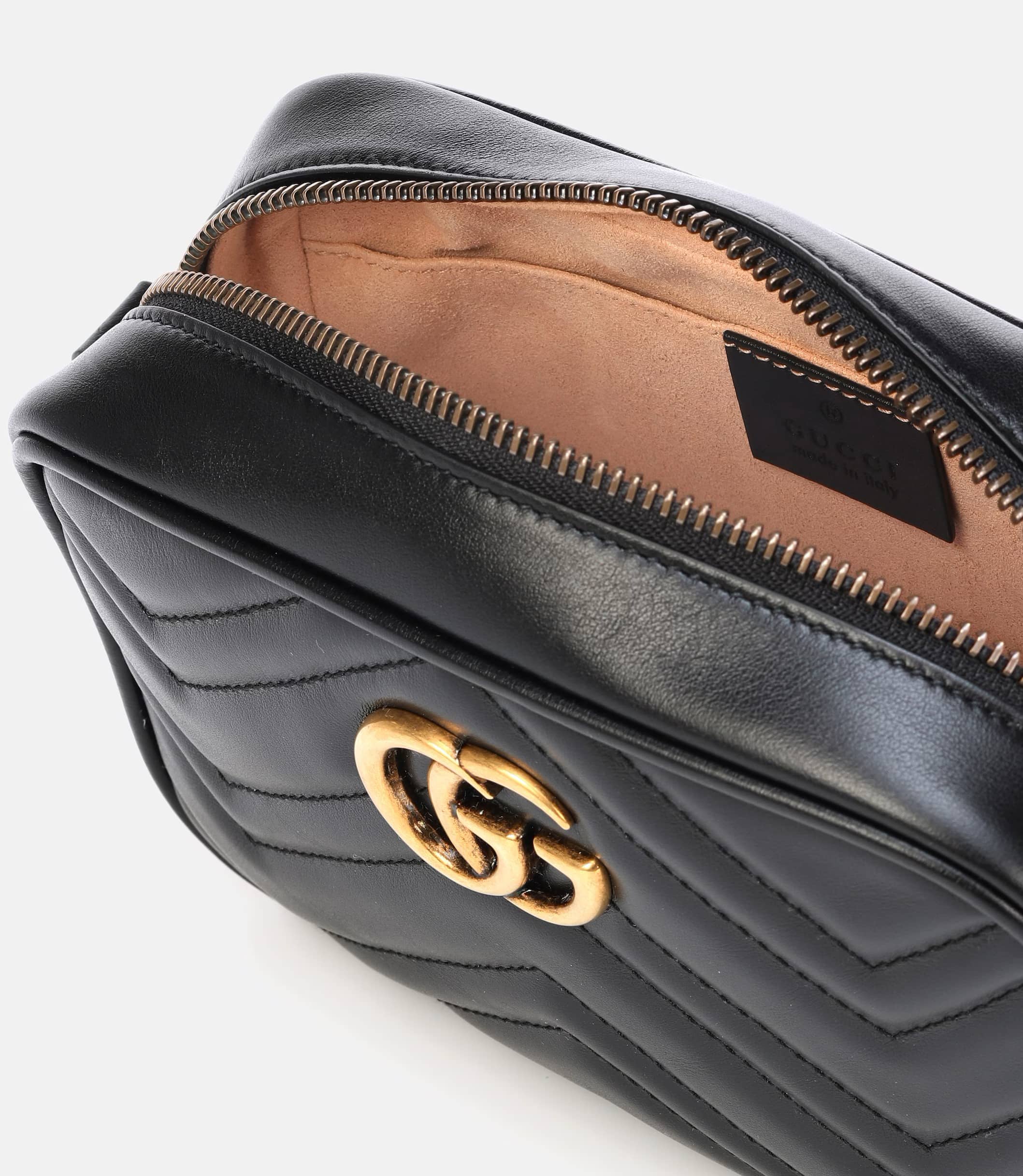 Túi đeo chéo Gucci Marmont Mini Shoulder Bag Black Matelassé Chevron Leather With GG On The Back 7