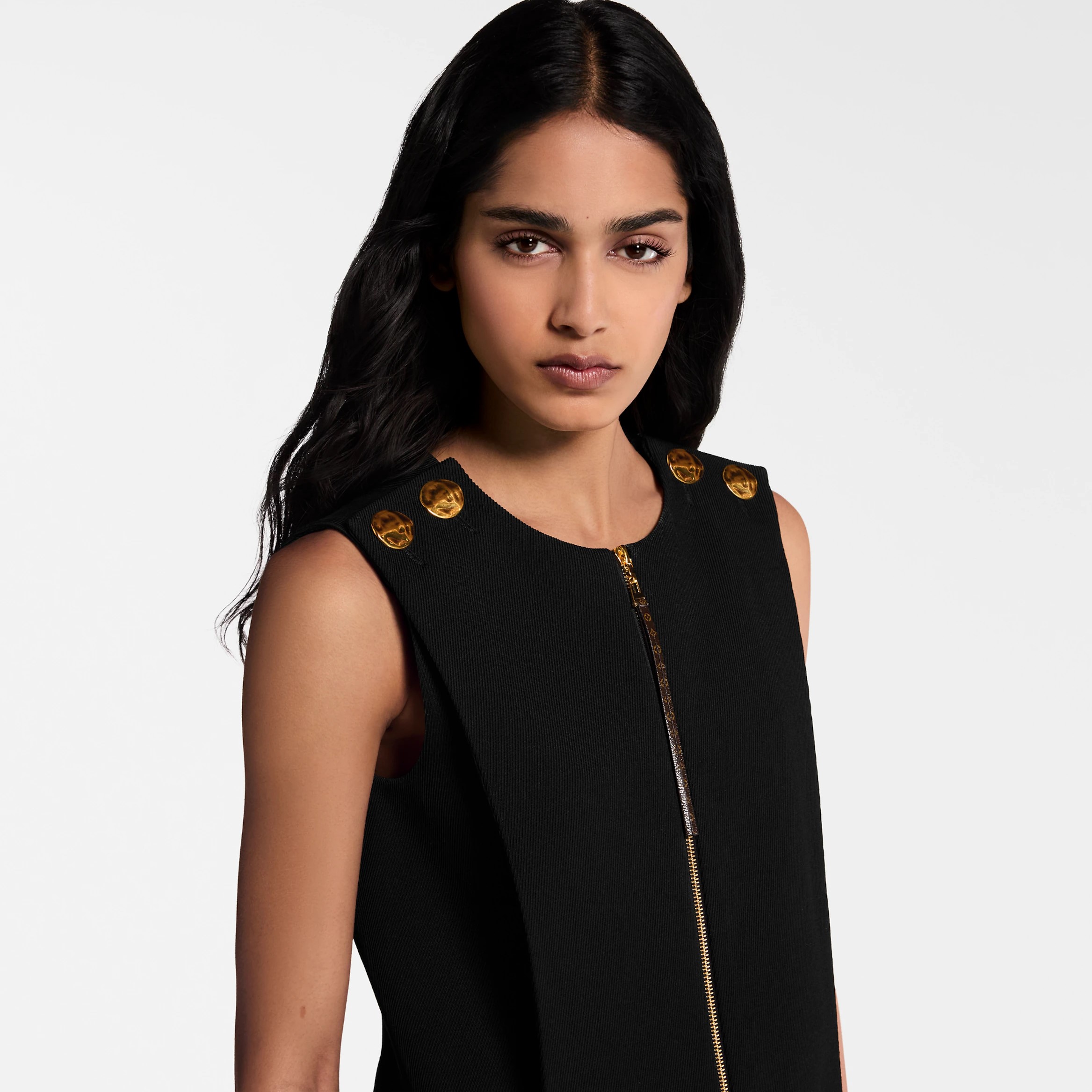 Đầm đen LV Louis Vuitton Button Detail Apron Dress 2