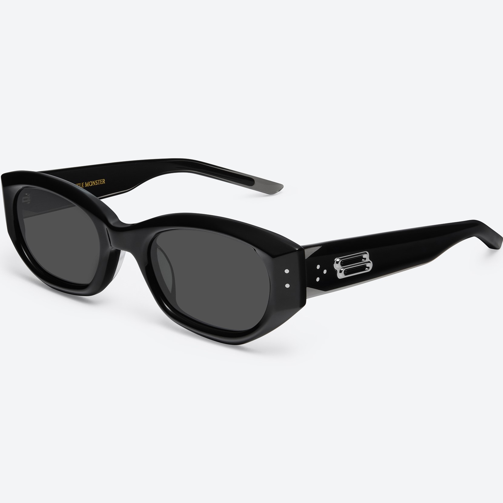 Kính mát Gentle Monster Benven 01 Black Acetate Frame 2