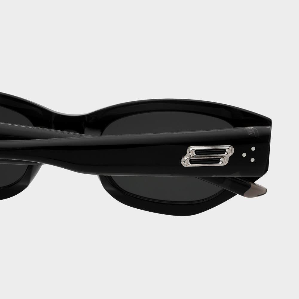 Kính mát Gentle Monster Benven 01 Black Acetate Frame 4